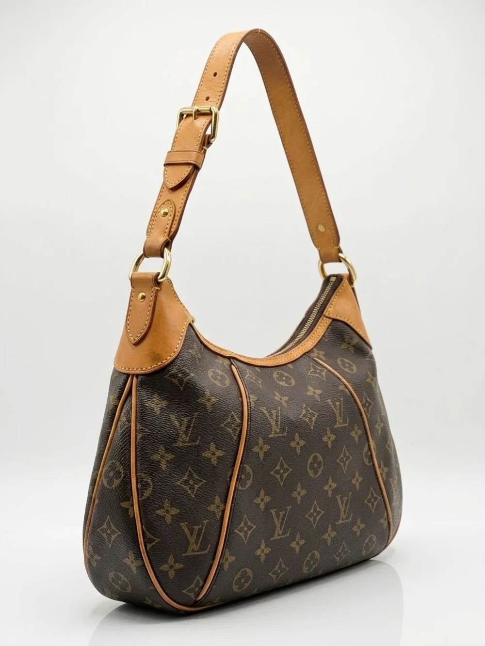 Louis Vuitton Thames GM Brown Monogram Canvas Hobo Bag